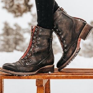 Freebird by Steve Madden: Liverpool, black, size 8